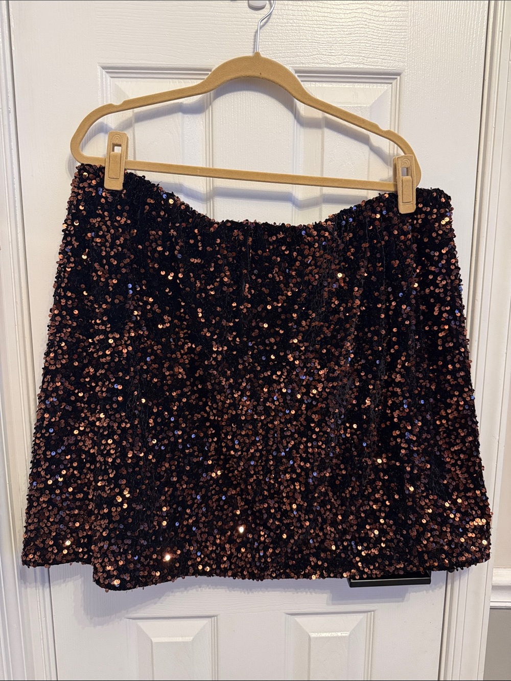 City Chic Bronze Sequin Scarlett Skirt Sz 24 XXL NWT